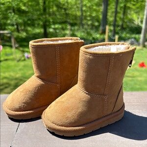 Cozy Tan Suede Boots